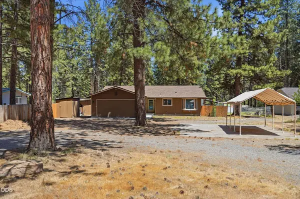 60282 Pawnee LN, Bend, OR 97702