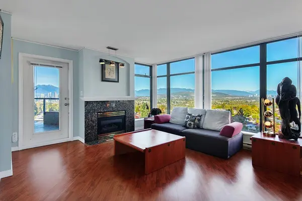 4505 Hazel ST #1302, Burnaby, BC V5H 4T1