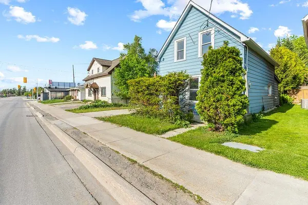 1323 2nd AVE W, Owen Sound, ON N4K 4N5