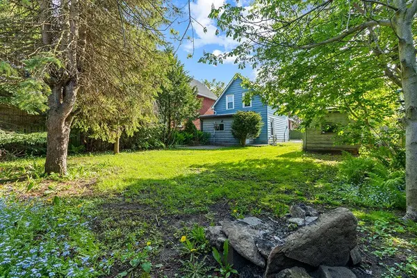1323 2nd AVE W, Owen Sound, ON N4K 4N5