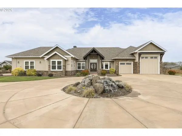2455 SW WEST WIND DR, Mc Minnville, OR 97128