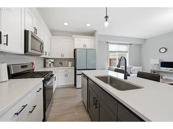 165 W BARBARAS WAY, Newberg, OR 97132