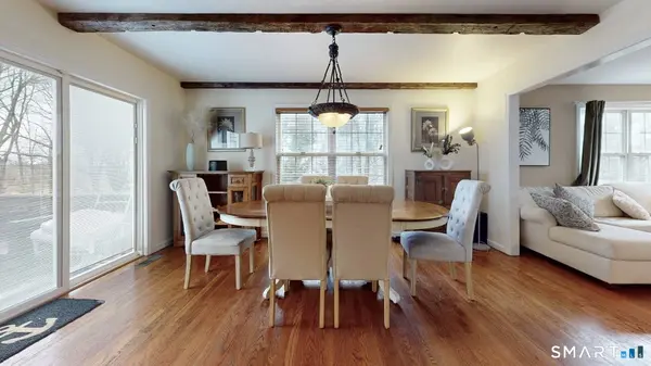 18 Amber Lane, Milford, CT 06460