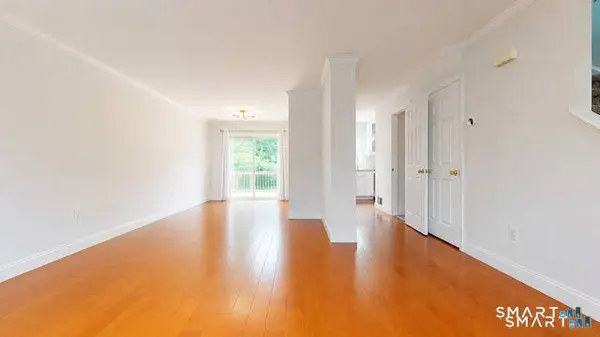 85 Salem Walk #85, Milford, CT 06460