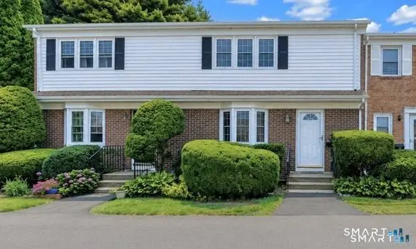 85 Salem Walk #85, Milford, CT 06460
