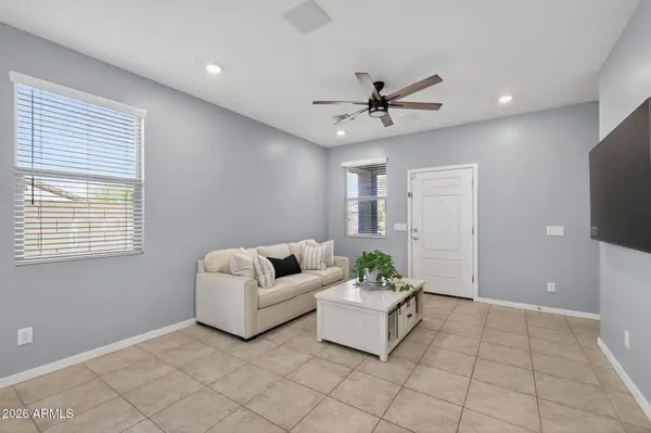 3581 E APPALOOSA Drive, San Tan Valley, AZ 85140
