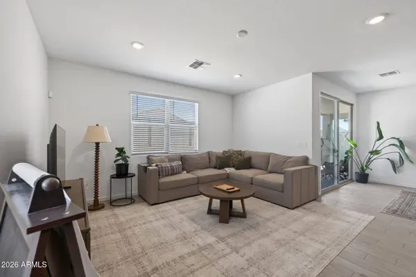 4401 W JOSEPHINE Street, San Tan Valley, AZ 85144