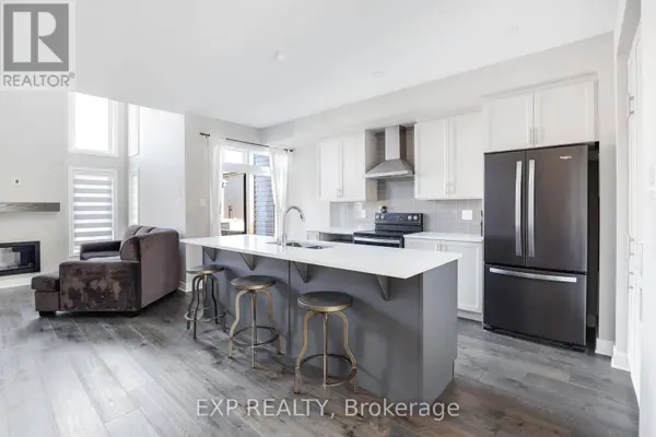 1053 LUNAR GLOW CRESCENT, Ottawa, ON K4M0J9