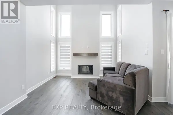 1053 LUNAR GLOW CRESCENT, Ottawa, ON K4M0J9