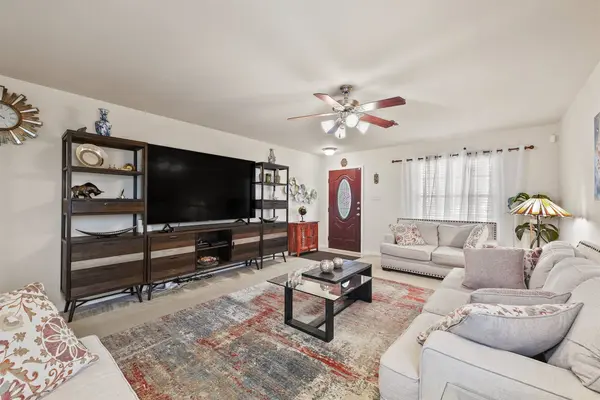 4506 Woodspring Glen LN, Kingwood, TX 77345