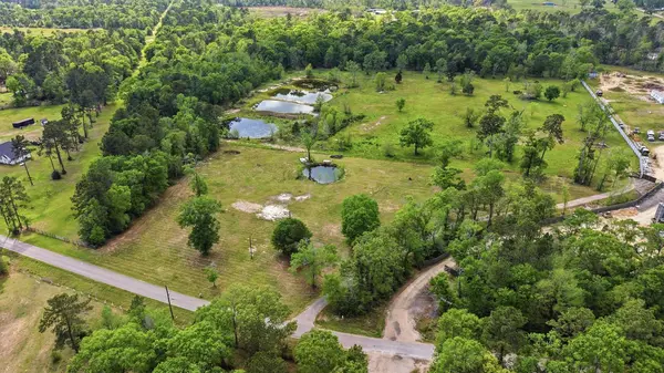 18118 Cooper RD, Conroe, TX 77302