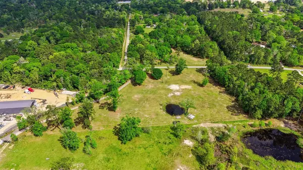 18118 Cooper RD, Conroe, TX 77302