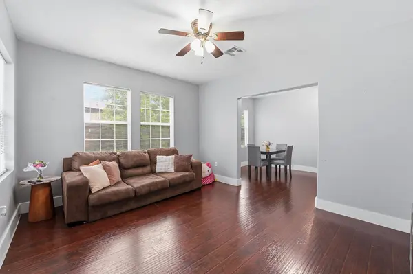 4426 Canal ST, Houston, TX 77011