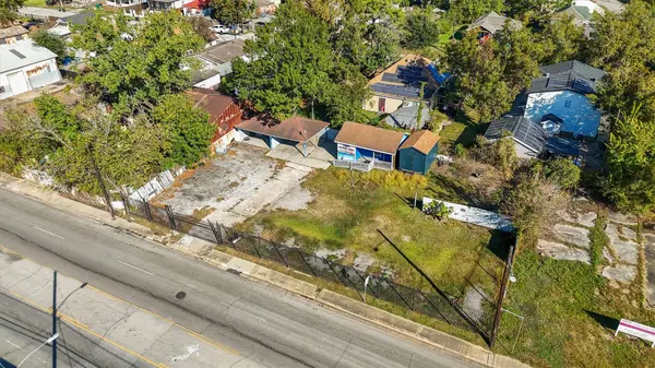7137 Navigation BLVD, Houston, TX 77011