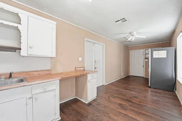 5717 Killough ST, Houston, TX 77086