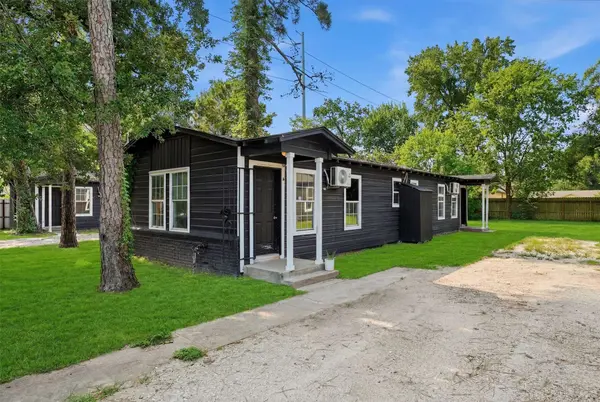 8030 Record ST #A, Houston, TX 77028