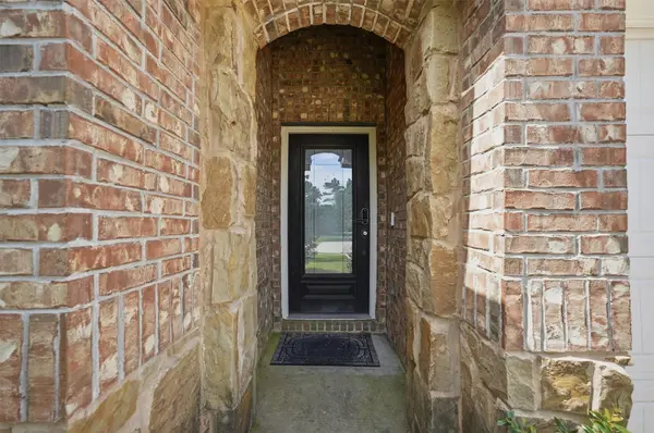 21402 Elk Haven LN, Porter, TX 77365