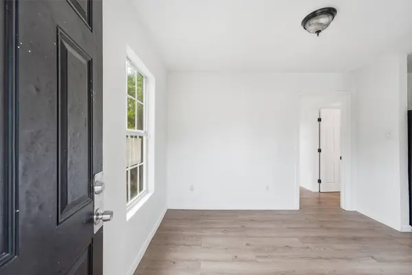 8030 Record ST, Houston, TX 77028