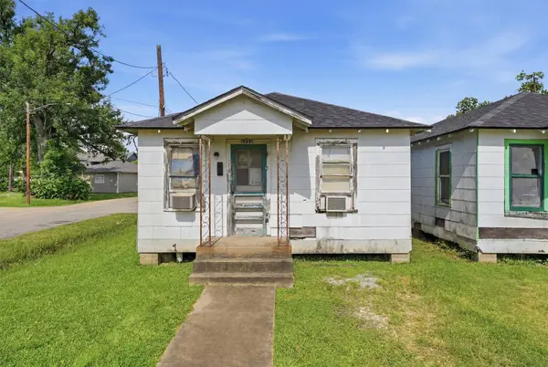2222 Erastus ST, Houston, TX 77020