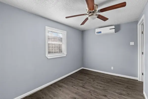 4126 Paladino ST #4030, Bacliff, TX 77518