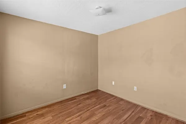 2200 Peach AVE, Bay City, TX 77414