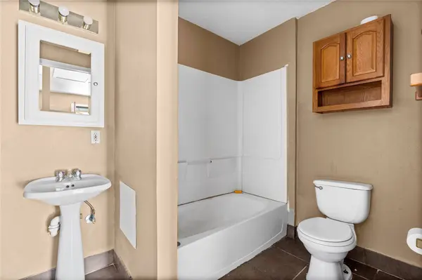 2200 Peach AVE, Bay City, TX 77414