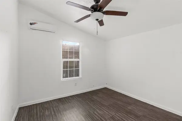 4126 Paladino ST, Bacliff, TX 77518