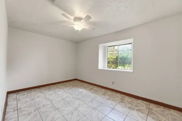 12402 Enchanted Path DR, Houston, TX 77044