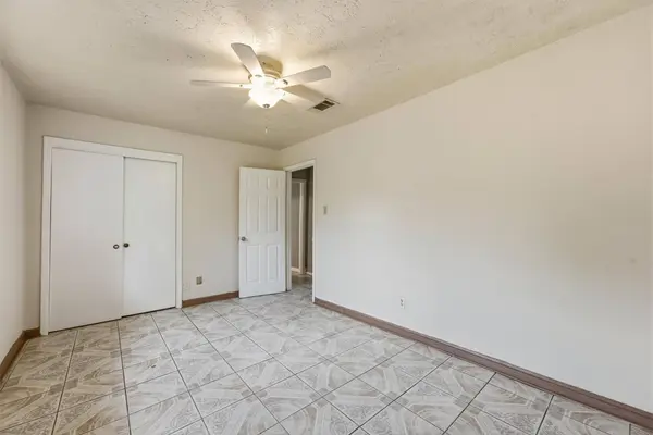 12402 Enchanted Path DR, Houston, TX 77044