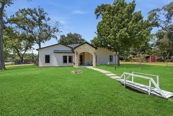 8005 Shagwood DR, Houston, TX 77049