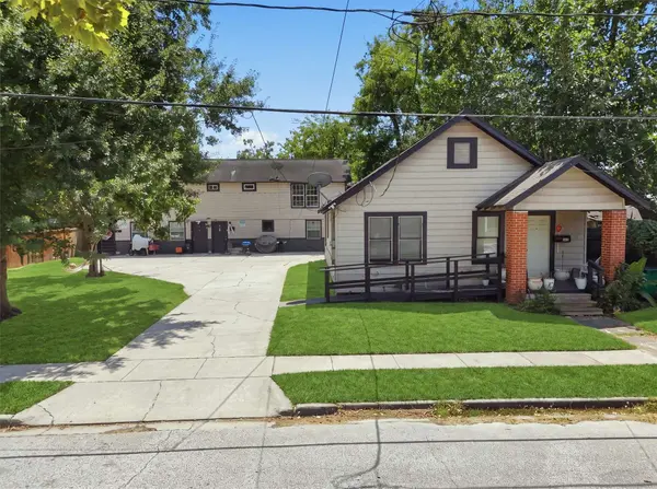 605 E Hunnicutt ST, Baytown, TX 77520