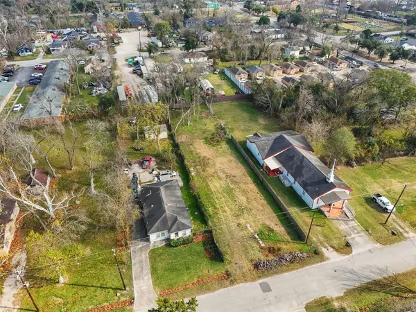 4506 Wayne ST, Houston, TX 77026