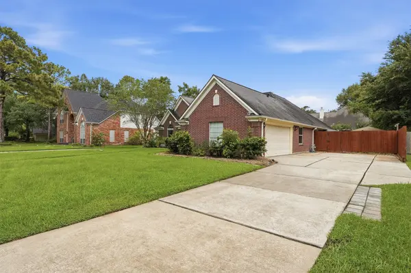 20007 Powerscourt DR, Humble, TX 77346
