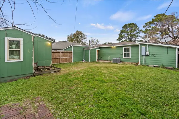1330 15th ST, Galena Park, TX 77547