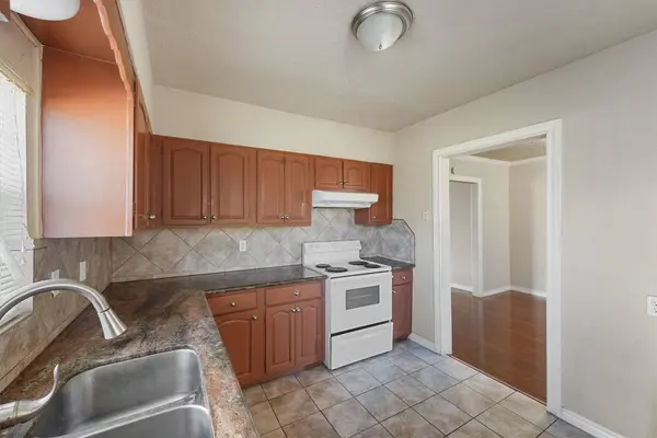 7128 Foster ST, Houston, TX 77021
