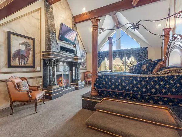 8585 S MT MAJESTIC RD E, Sandy, UT 84093