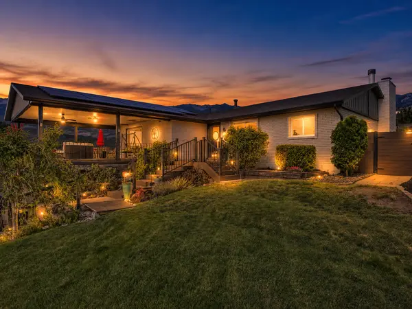 9135 S MORNINGVIEW DR E, Sandy, UT 84094