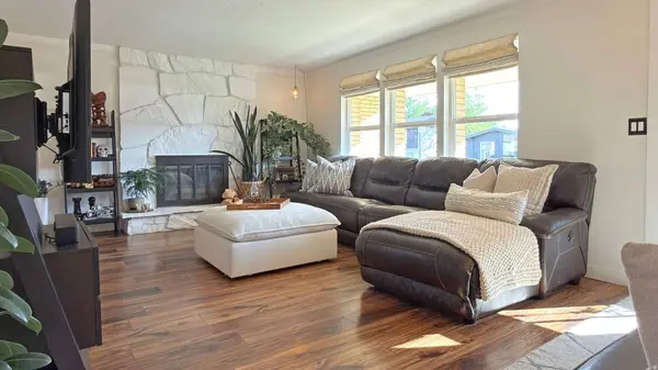 8291 S EL MANICERO WAY E, Sandy, UT 84093