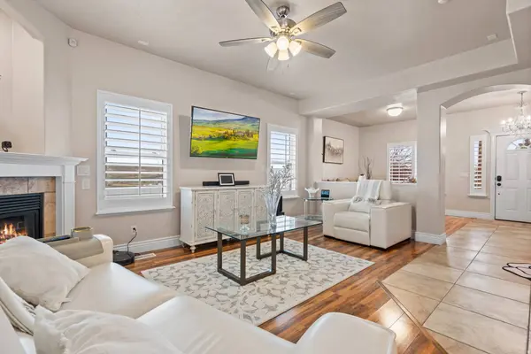 7956 S CRICKET LN W, West Jordan, UT 84081