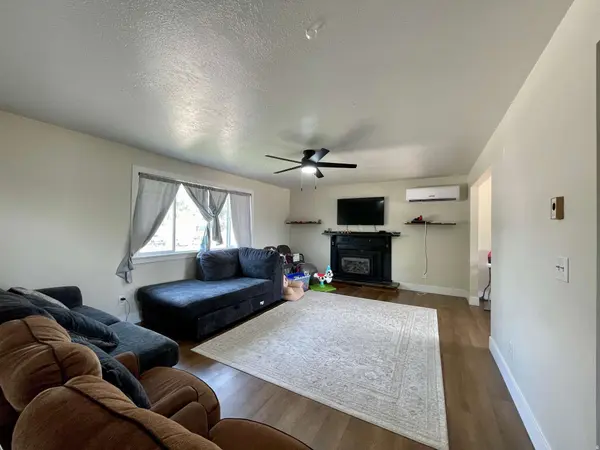 66 E 600 S, Vernal, UT 84078