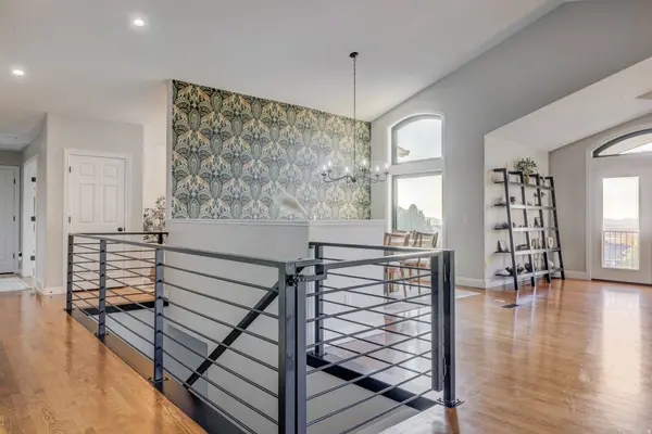 1138 IRONWOOD CIR, North Salt Lake, UT 84054