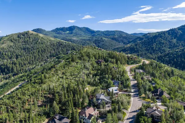 7157 CANYON DR #103, Park City, UT 84098