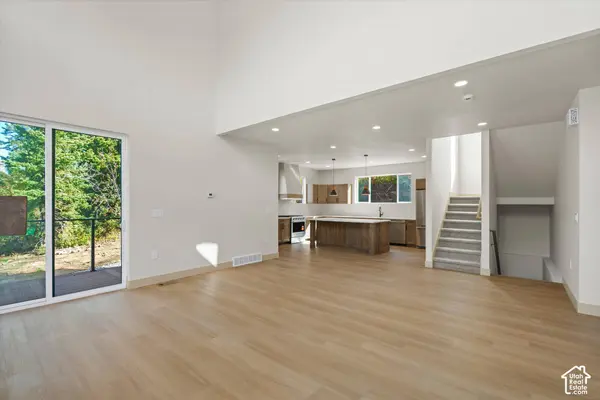 185 CRESTVIEW DR, Park City, UT 84098