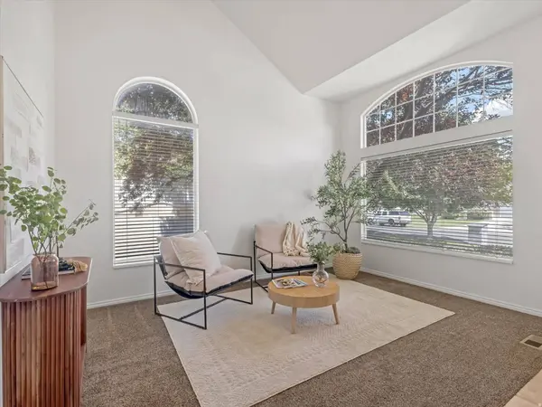 178 E THORNBERRY DR, Draper, UT 84020