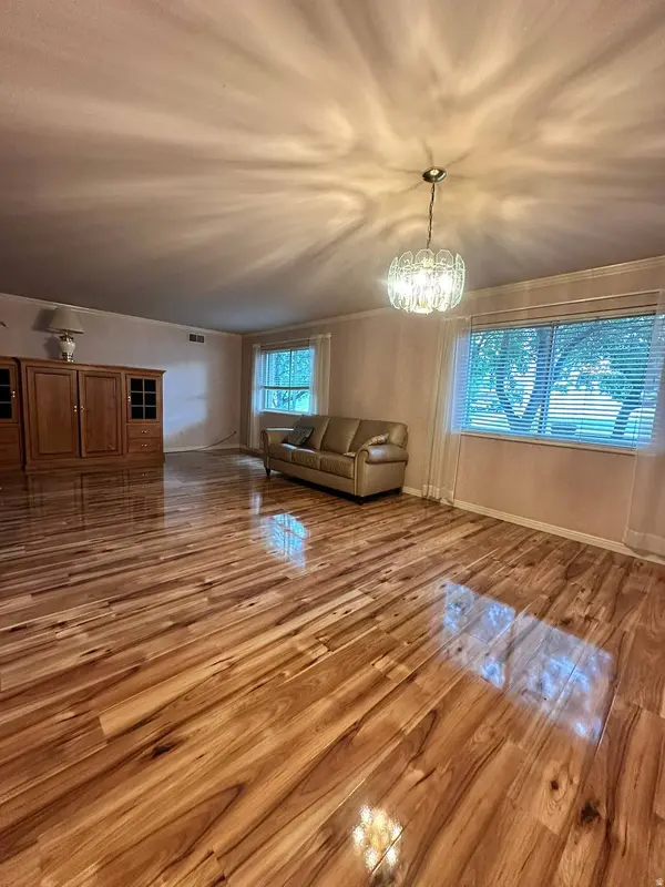 2760 S HIGHLAND DR #7, Salt Lake City, UT 84106