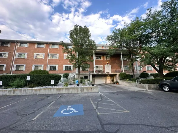 2760 S HIGHLAND DR #7