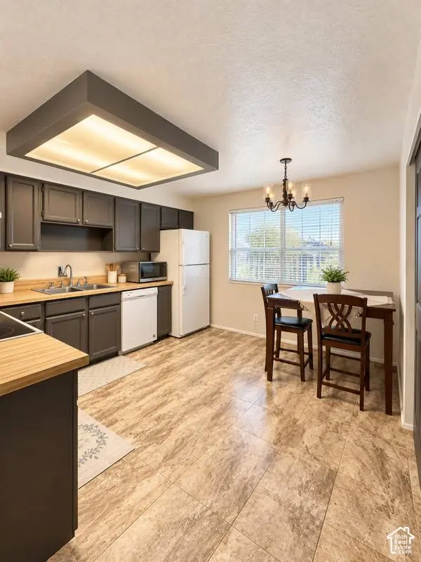 2791 W 5500 S, Roy, UT 84067