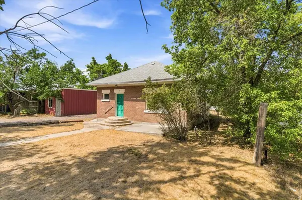66 S 500 W, Mt Pleasant, UT 84647