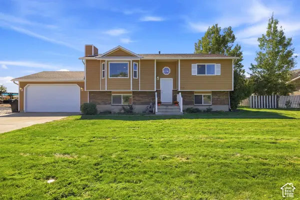 4901 W 650 N, West Point, UT 84015