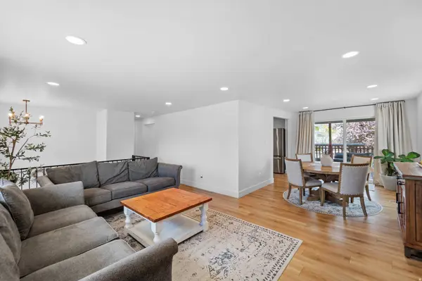 7147 S PONDEROSA DR E, Cottonwood Heights, UT 84121